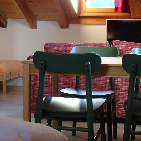 B&B Chasa Arfusch 아르데츠 외부 사진