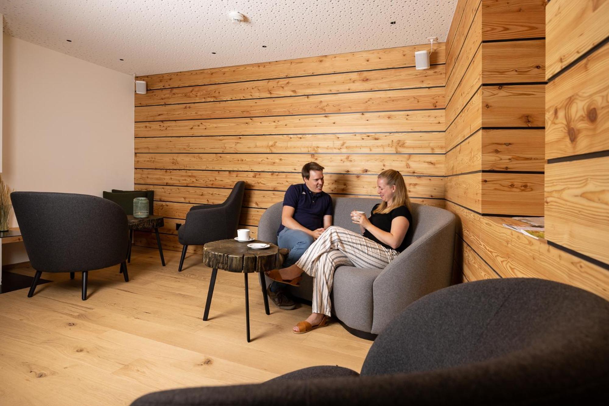 B&B Chasa Arfusch 아르데츠 외부 사진