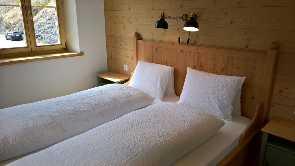 B&B Chasa Arfusch 아르데츠 외부 사진