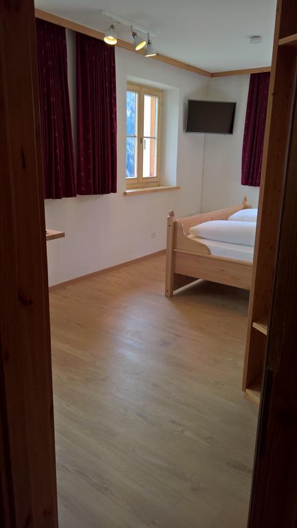 B&B Chasa Arfusch 아르데츠 외부 사진